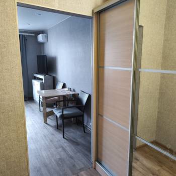 Продается 1-комнатная квартира, 36 м²