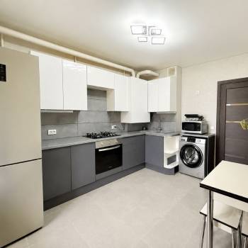 Продается 2-х комнатная квартира, 61,6 м²