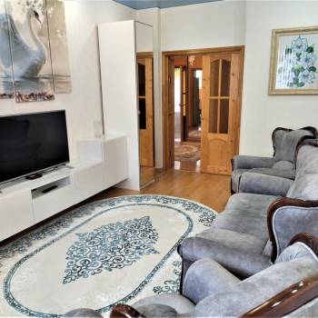 Сдается 2-х комнатная квартира, 65 м²