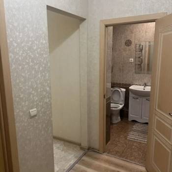Продается 1-комнатная квартира, 40,9 м²