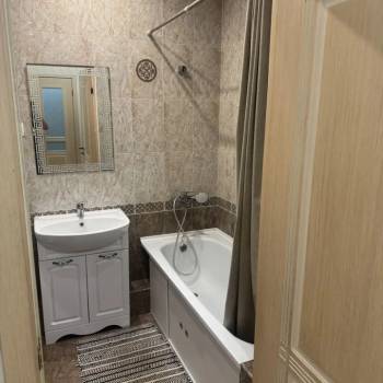 Продается 1-комнатная квартира, 40,9 м²