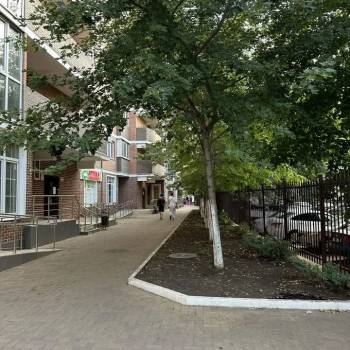 Продается 1-комнатная квартира, 40,9 м²