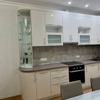 Сдается 2-х комнатная квартира, 60 м²