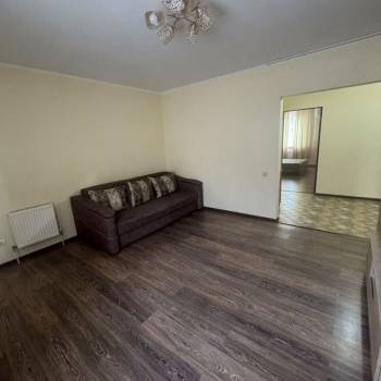 Сдается 2-х комнатная квартира, 60 м²
