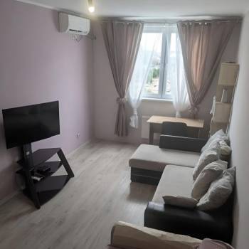 Сдается 1-комнатная квартира, 39 м²