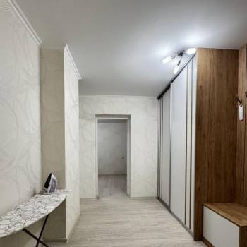 Сдается 2-х комнатная квартира, 67 м²