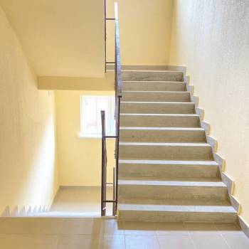 Продается 1-комнатная квартира, 32 м²