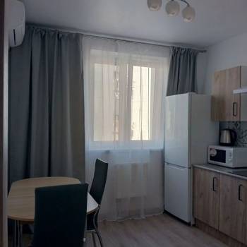 Сдается 1-комнатная квартира, 35 м²