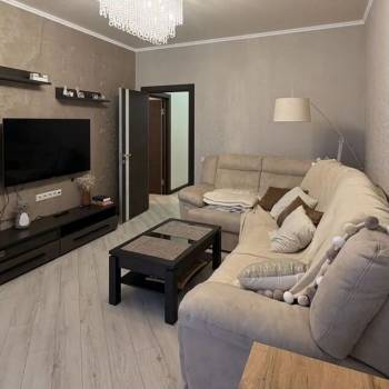 Сдается 2-х комнатная квартира, 76,5 м²