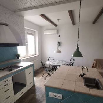 Продается Многокомнатная квартира, 111 м²