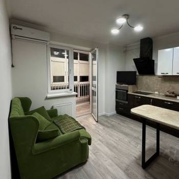 Продается 1-комнатная квартира, 43,8 м²
