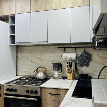 Продается 1-комнатная квартира, 42,3 м²