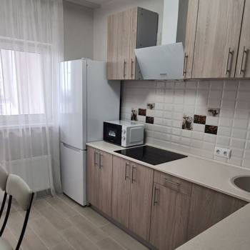 Сдается 1-комнатная квартира, 38 м²