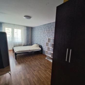 Продается 1-комнатная квартира, 47 м²