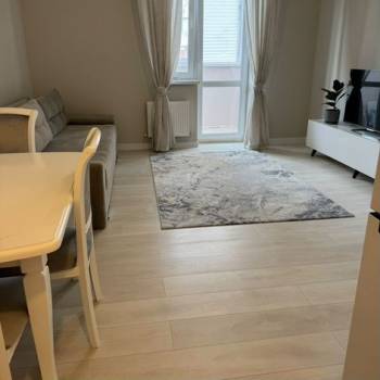 Продается 1-комнатная квартира, 48 м²