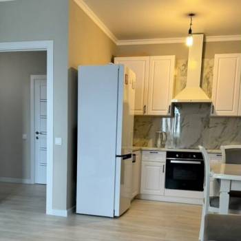 Продается 1-комнатная квартира, 48 м²
