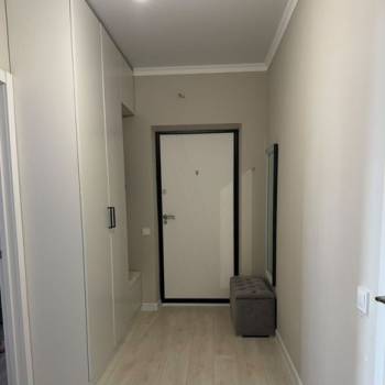 Продается 1-комнатная квартира, 48 м²