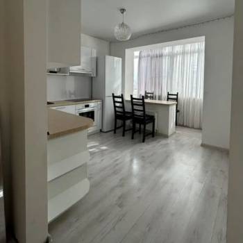 Сдается 1-комнатная квартира, 37 м²