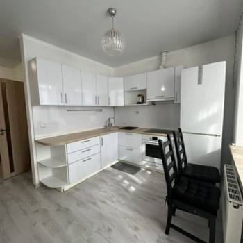 Сдается 1-комнатная квартира, 37 м²
