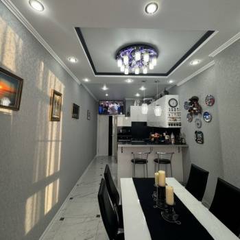 Продается 1-комнатная квартира, 52,7 м²