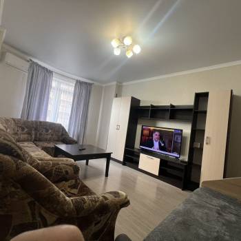 Сдается 1-комнатная квартира, 45 м²