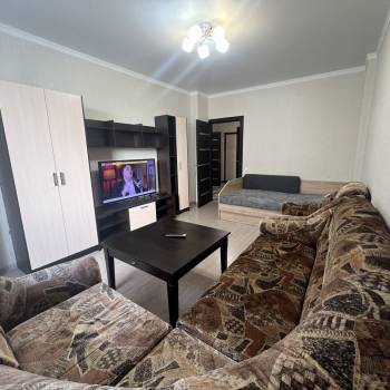 Сдается 1-комнатная квартира, 45 м²