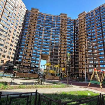 Продается 1-комнатная квартира, 44 м²