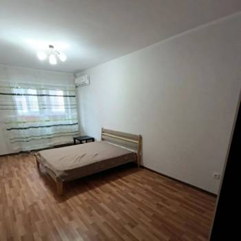 Сдается 1-комнатная квартира, 41 м²