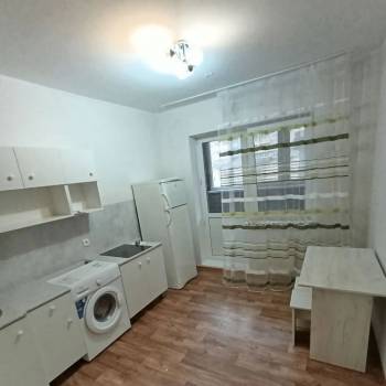Сдается 1-комнатная квартира, 41 м²