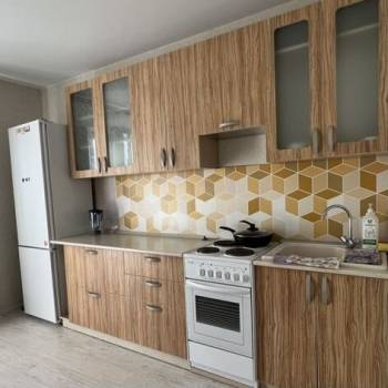 Сдается 1-комнатная квартира, 38 м²
