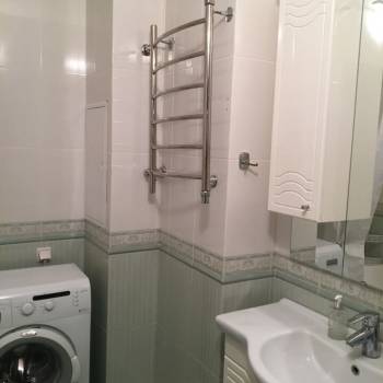Сдается Многокомнатная квартира, 105 м²