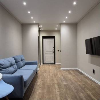 Продается 2-х комнатная квартира, 42 м²