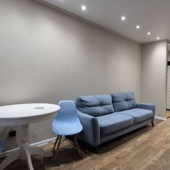 Продается 2-х комнатная квартира, 42 м²