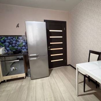 Сдается 1-комнатная квартира, 39 м²