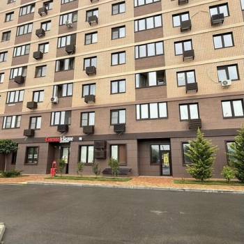 Сдается Нежилое помещение, 120 м²