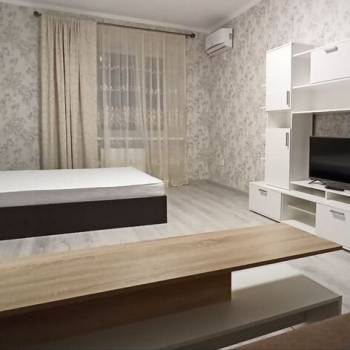 Сдается 1-комнатная квартира, 43 м²