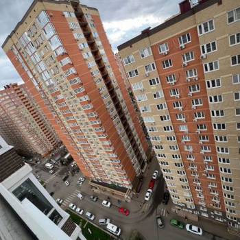 Сдается 1-комнатная квартира, 40 м²