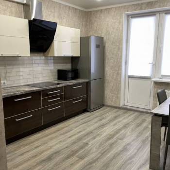 Сдается 1-комнатная квартира, 39,6 м²