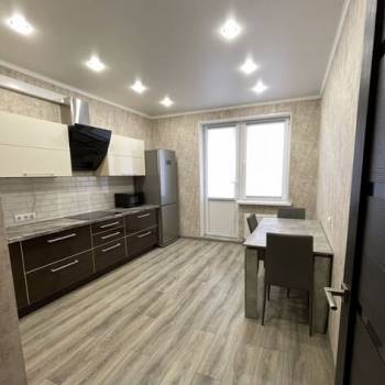 Сдается 1-комнатная квартира, 39,6 м²