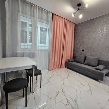 Сдается 1-комнатная квартира, 40 м²