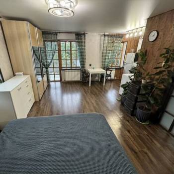 Продается 1-комнатная квартира, 33 м²