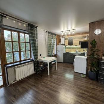 Продается 1-комнатная квартира, 33 м²