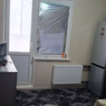 Продается 1-комнатная квартира, 40,4 м²