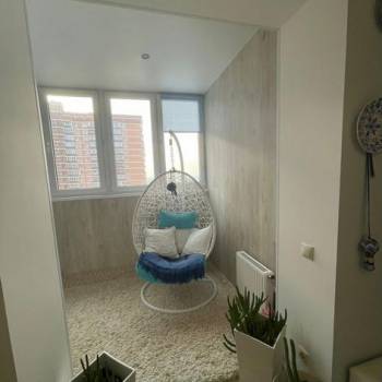 Продается 1-комнатная квартира, 43 м²