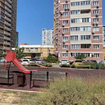 Продается 1-комнатная квартира, 42,6 м²
