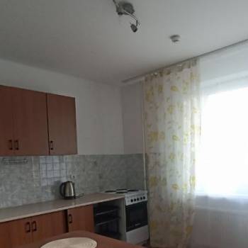 Сдается 1-комнатная квартира, 37,5 м²