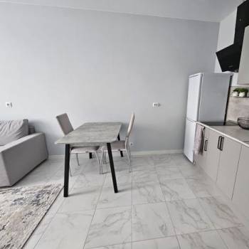 Сдается 1-комнатная квартира, 42 м²