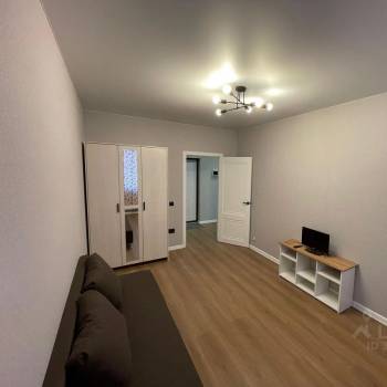 Сдается 1-комнатная квартира, 37,3 м²