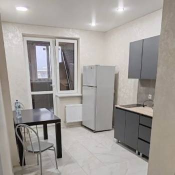Сдается 2-х комнатная квартира, 65 м²