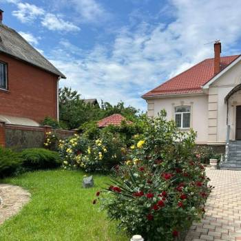 Продается Дом, 270 м²
